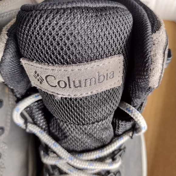 Columbia Boots SOLD!!!!! - Picture 3 of 3